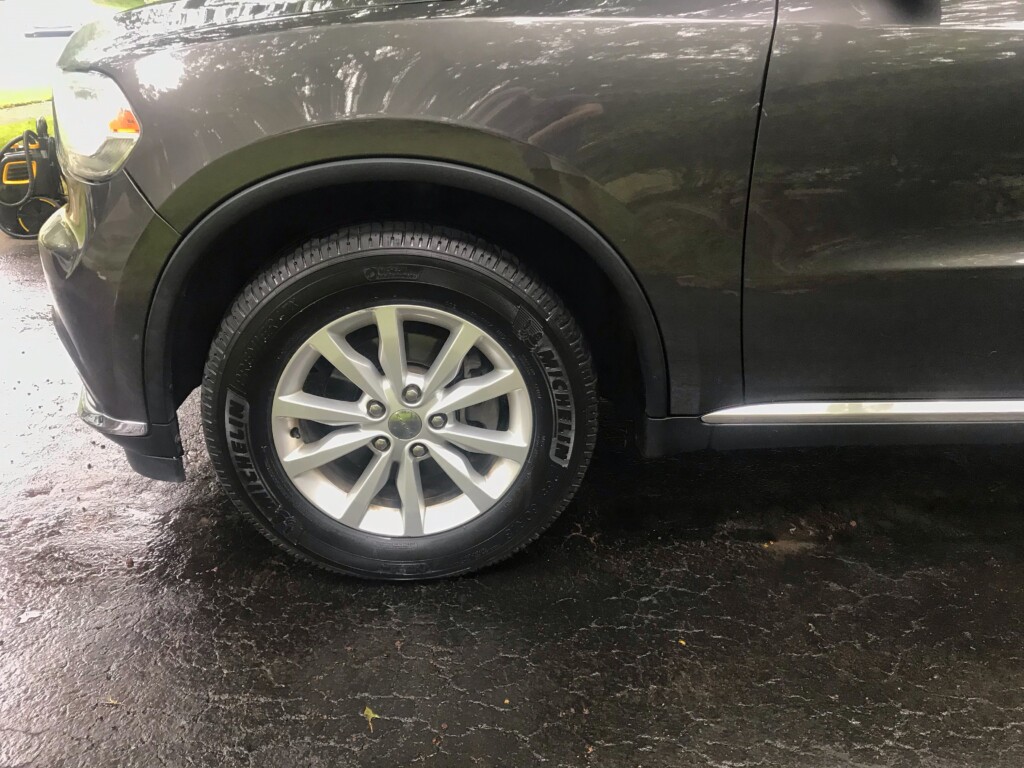 Dodge durango wheel clean